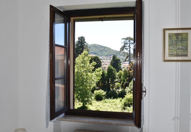 Appartamento a Luino - Isola dei fiori Apartment  Appartamento a Luino - Isola dei fiori Apartment