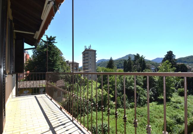 Appartamento a Luino - Isola dei fiori Apartment  Appartamento a Luino - Isola dei fiori Apartment