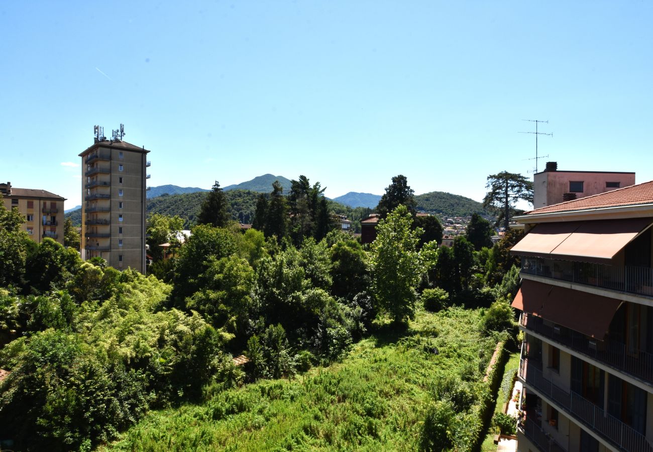 Appartamento a Luino - Isola dei fiori Apartment 