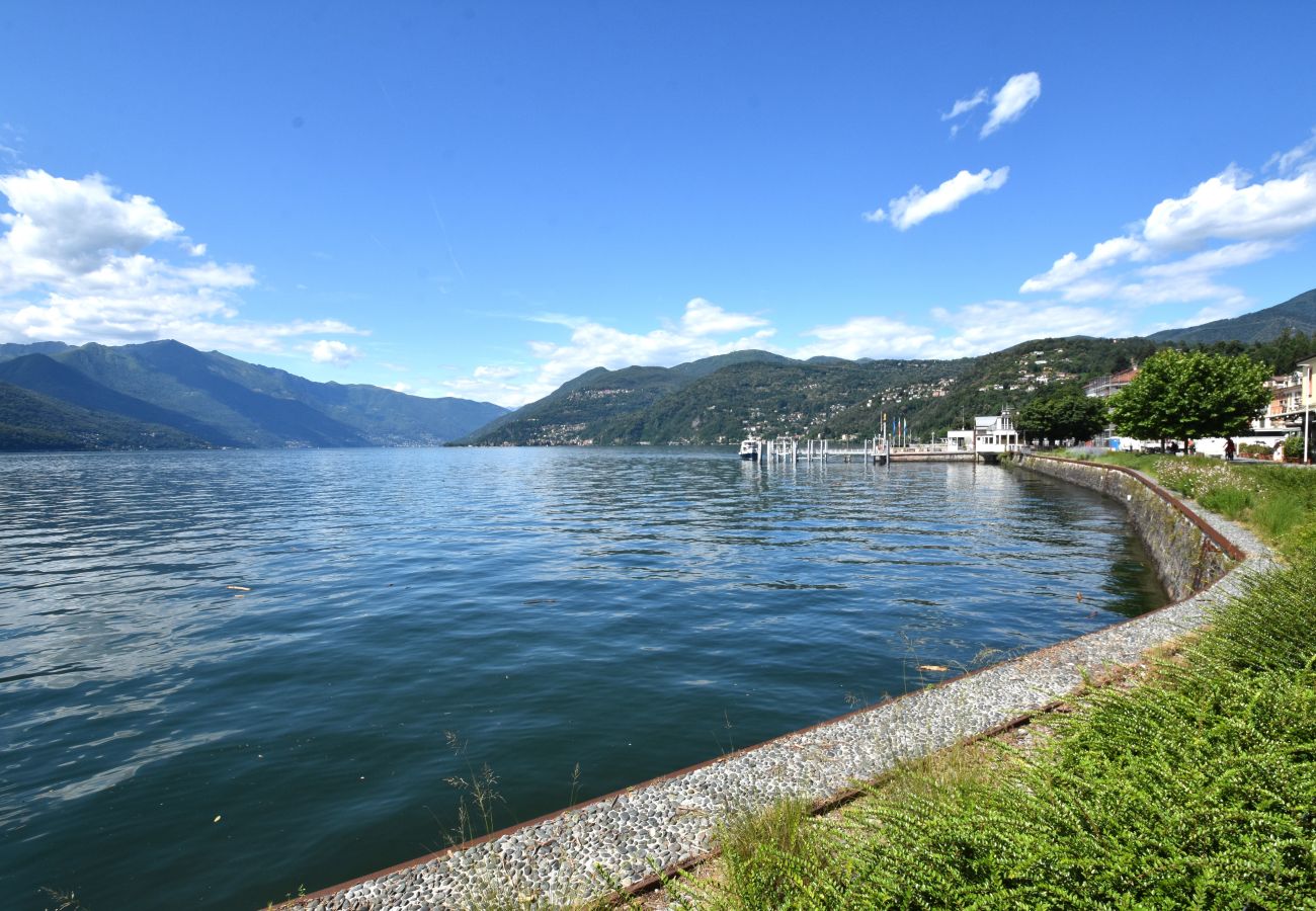 Appartamento a Luino - Isola dei fiori Apartment 