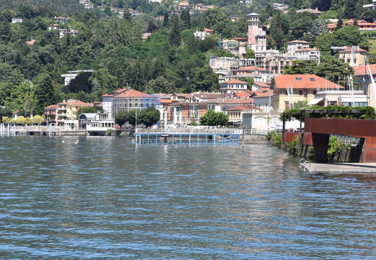 Appartamento a Luino - Isola dei fiori Apartment 