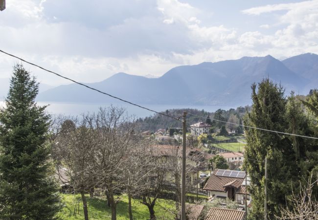 Villa a Luino - Casa Shila Villa a Luino - Casa Shila