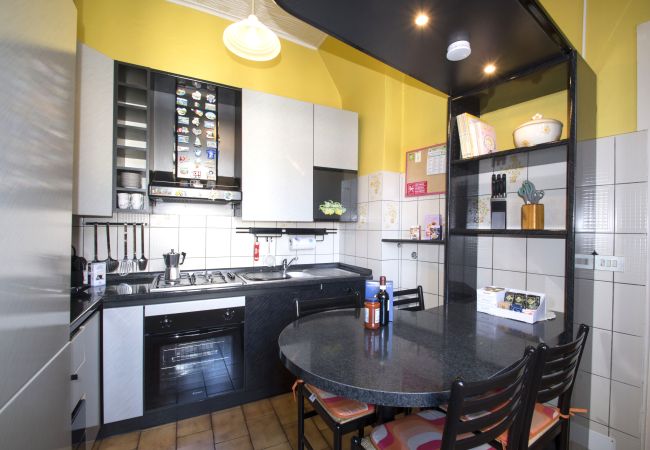 Appartamento a Luino - Casa Luino Appartamento a Luino - Casa Luino