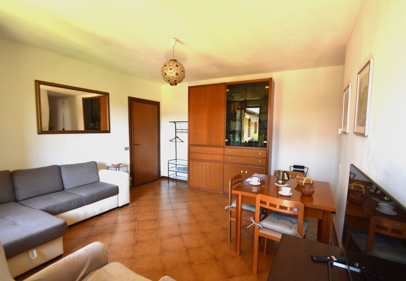 Ferienwohnung in Luino - Isola dei fiori Apartment 