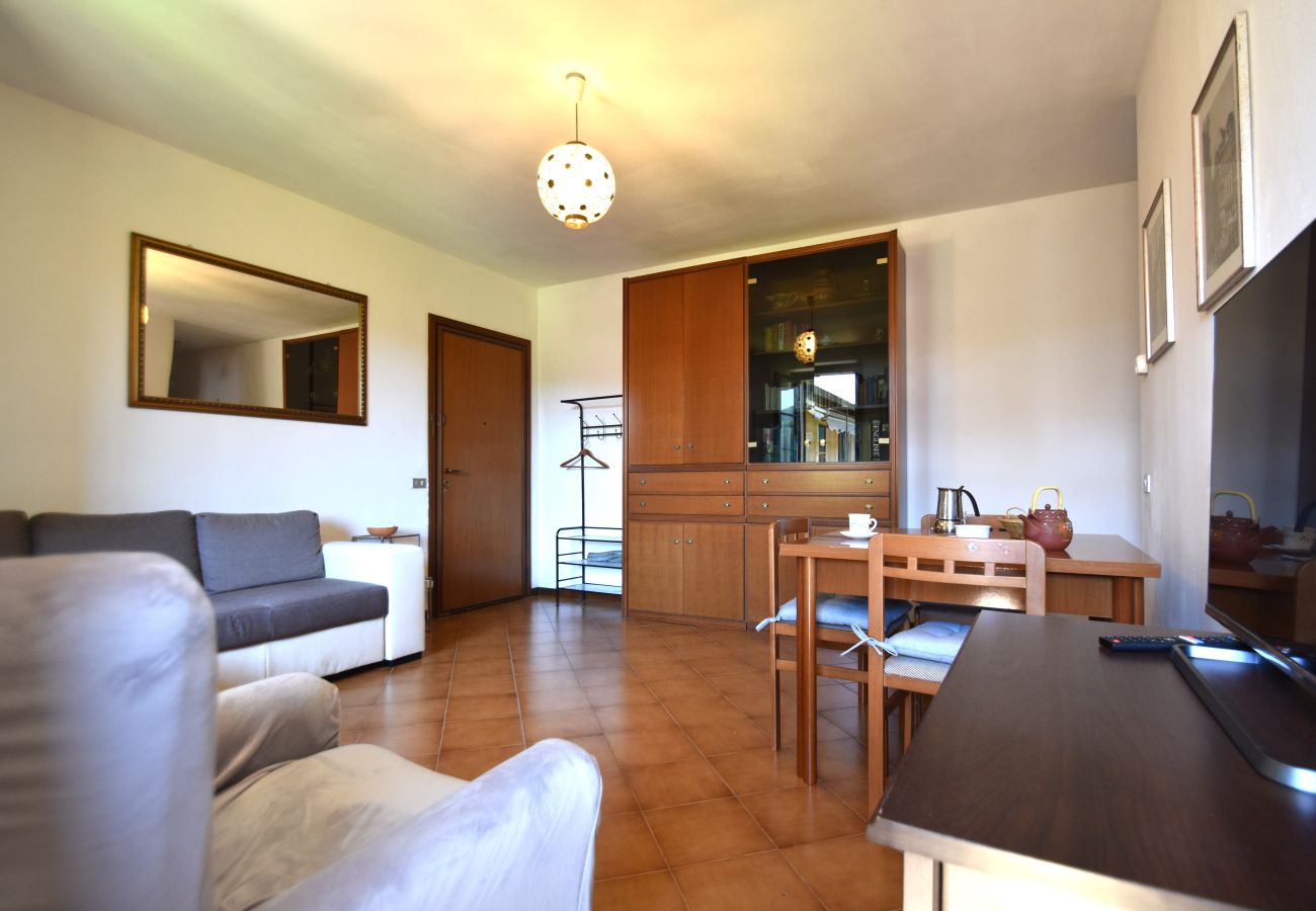 Ferienwohnung in Luino - Isola dei fiori Apartment 