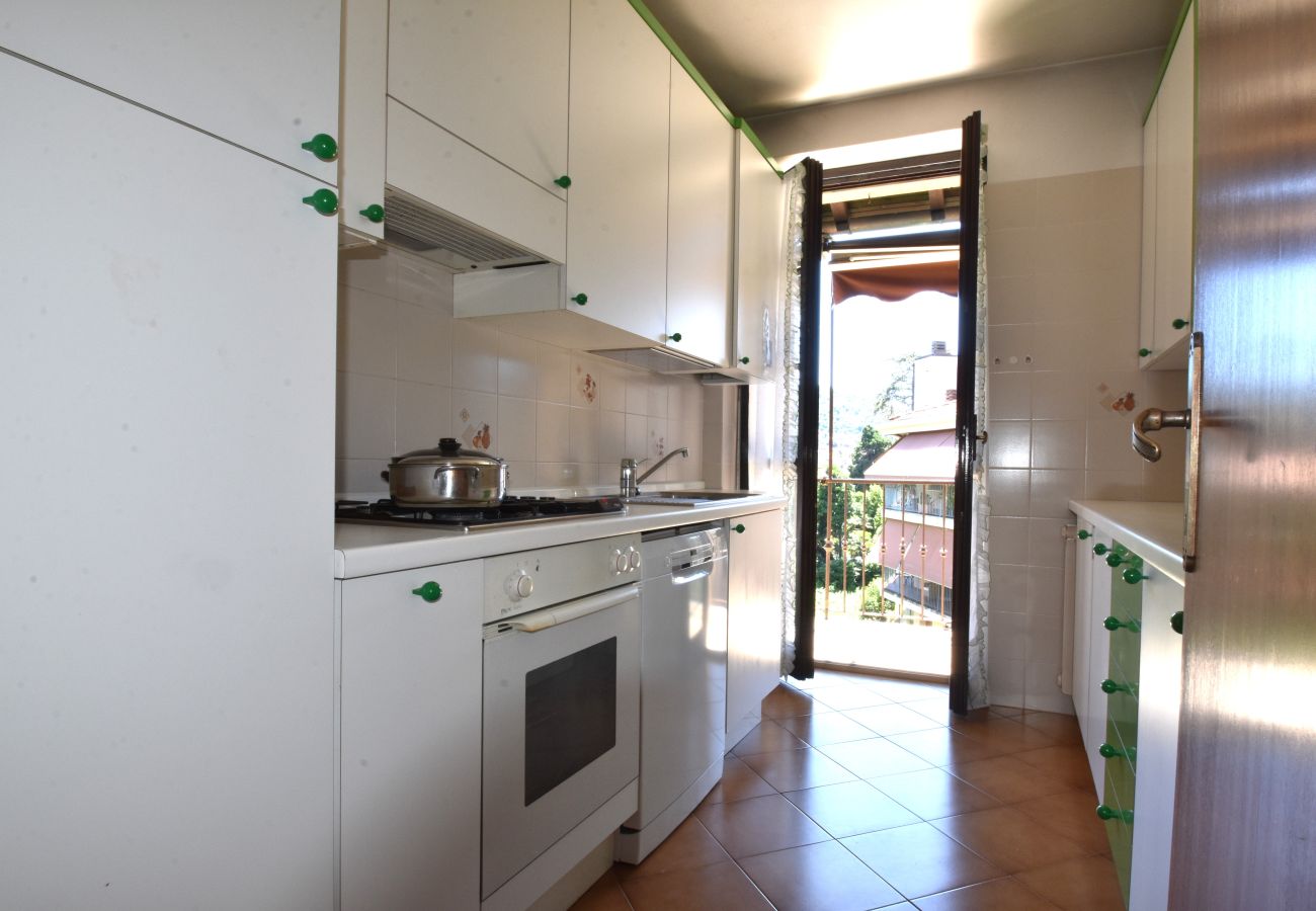 Ferienwohnung in Luino - Isola dei fiori Apartment 