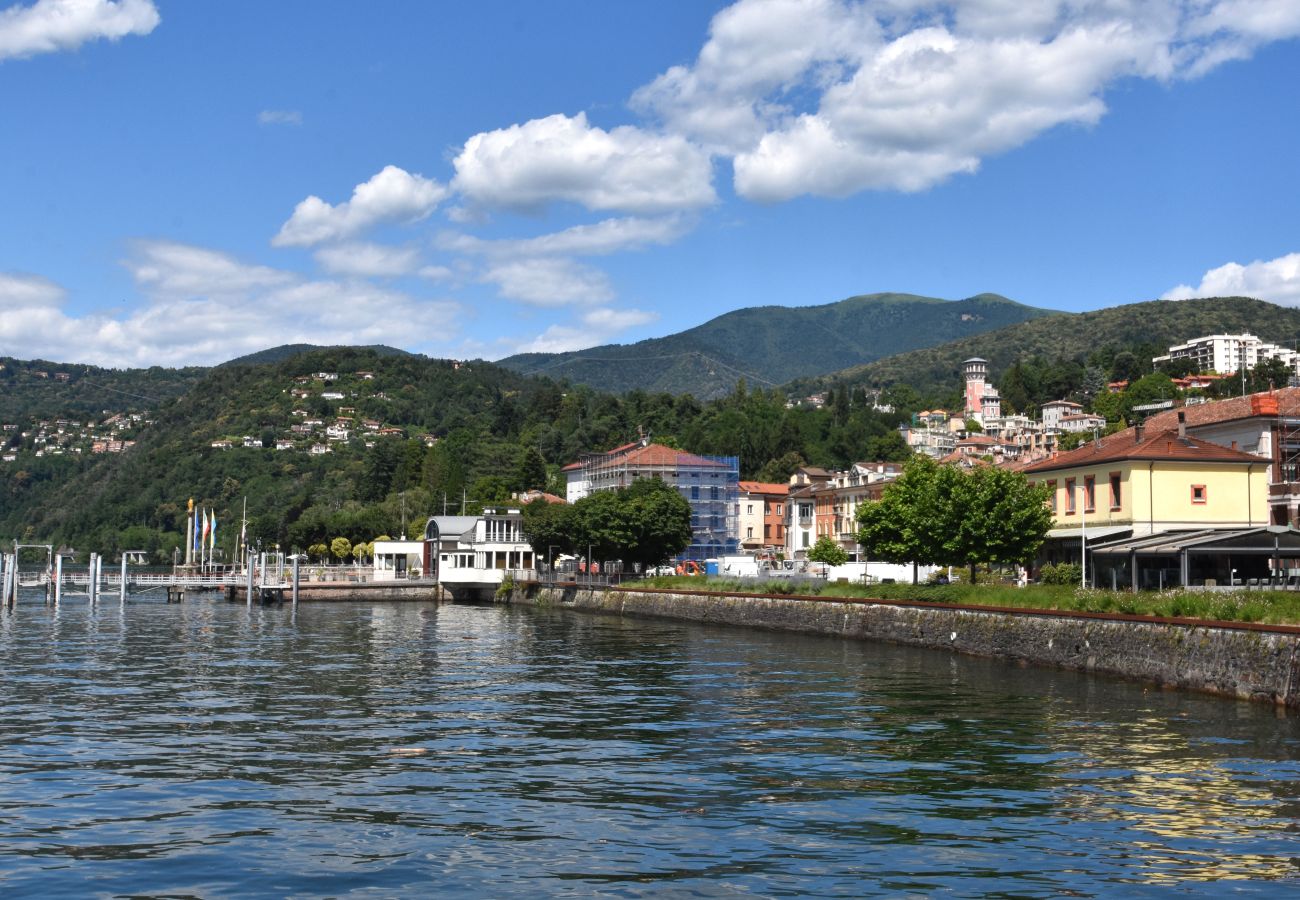 Ferienwohnung in Luino - Isola dei fiori Apartment 