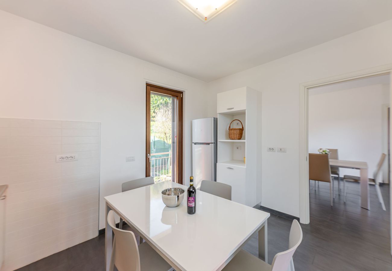 Ferienwohnung in Germignaga - Casa Elena - Bella vista lago - Cod. 0001