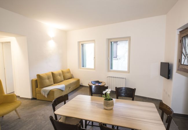 Ferienwohnung in Castelveccana - Casa Lea - Castelveccana Ferienwohnung in Castelveccana - Casa Lea - Castelveccana