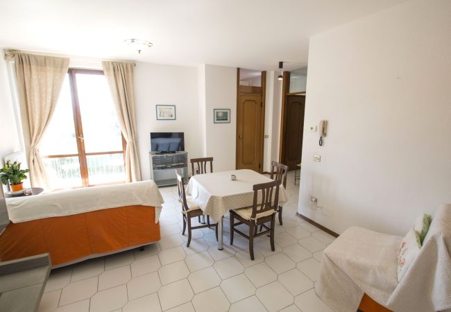 Ferienwohnung in Maccagno con Pino e Veddasca - Casa Giona Ferienwohnung in Maccagno con Pino e Veddasca - Casa Giona
