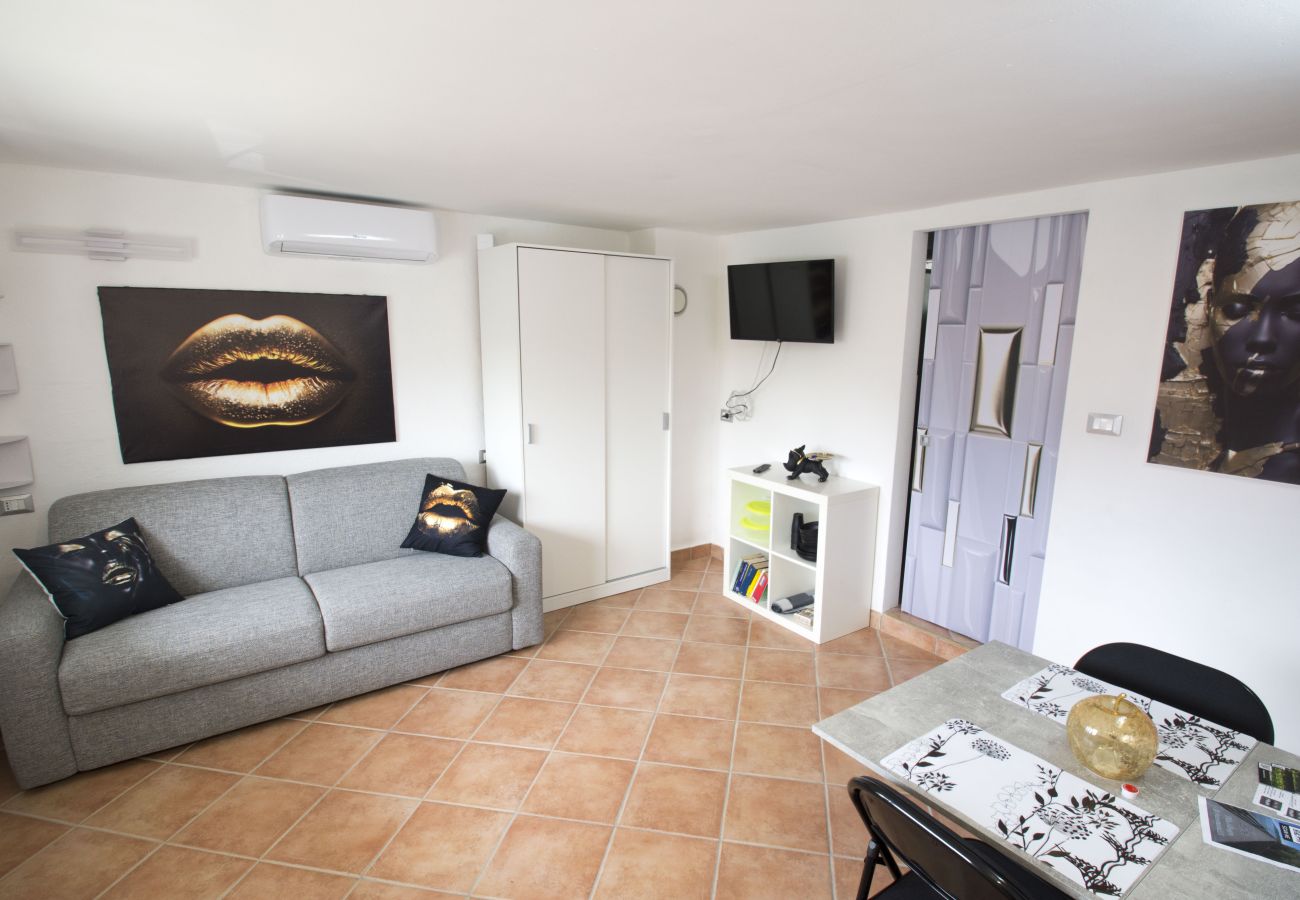 Ferienwohnung in Germignaga - Appartamento La Da.Ma