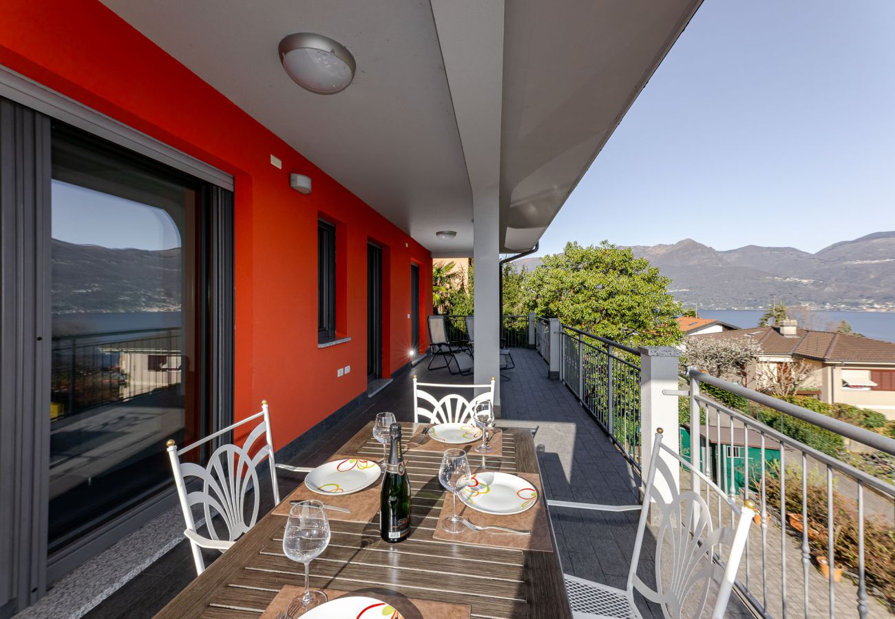 Apartment in Germignaga - Casa Elena - Beautiful lake view - Cod. 0001