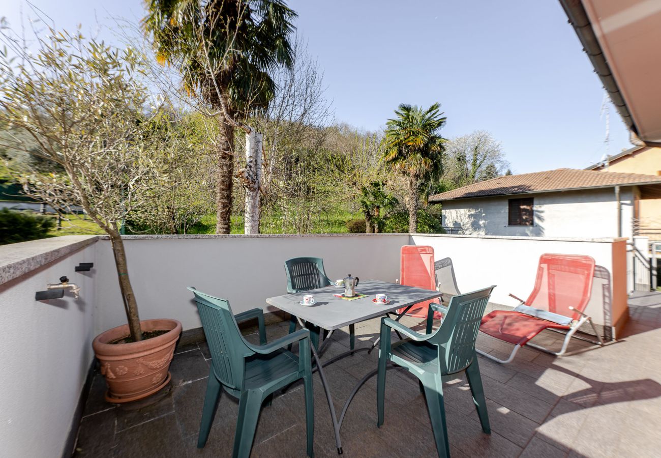 Apartment in Germignaga - Casa Elena - Beautiful lake view - Cod. 0001