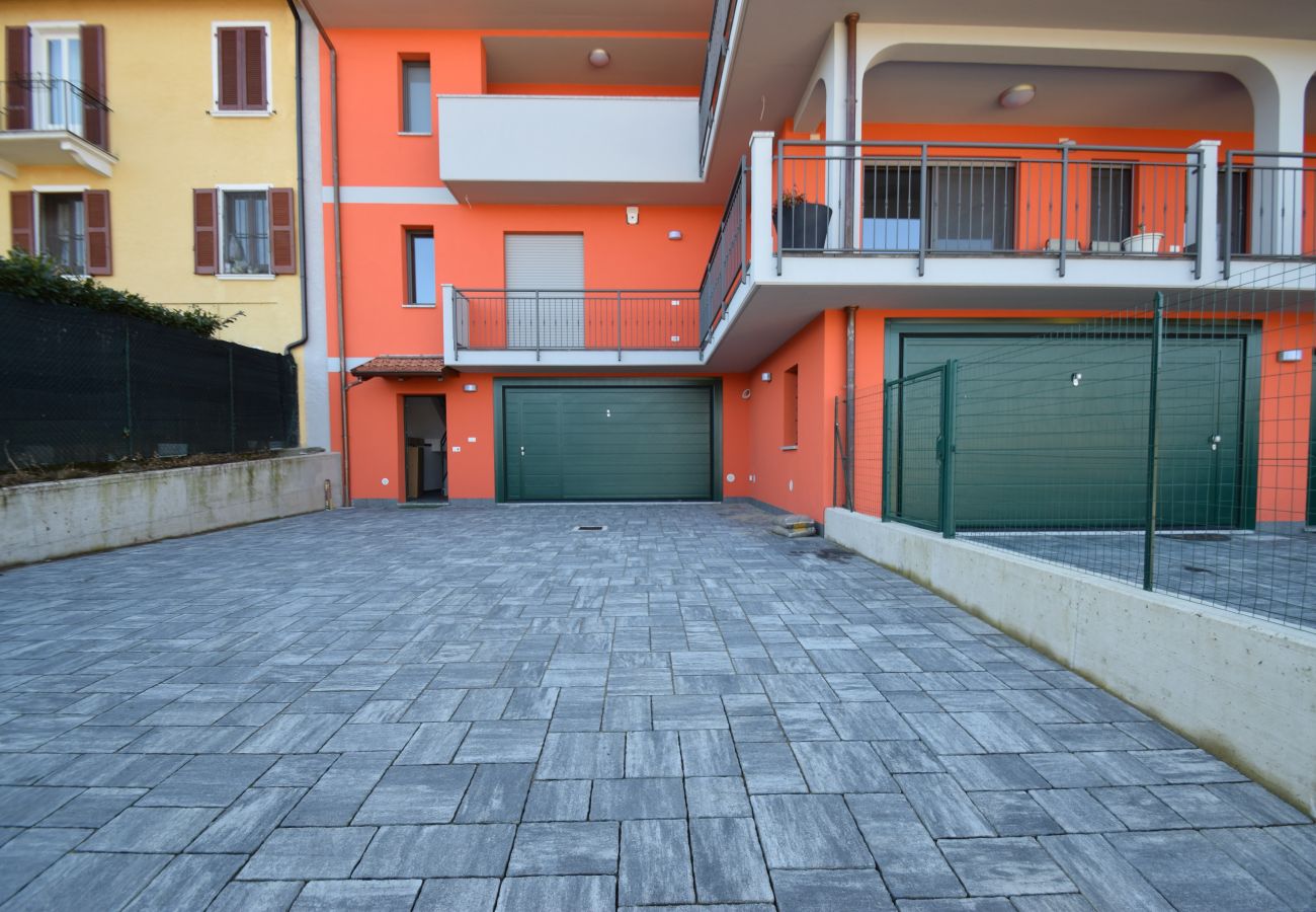 Apartment in Germignaga - Casa Elena - Beautiful lake view - Cod. 0001