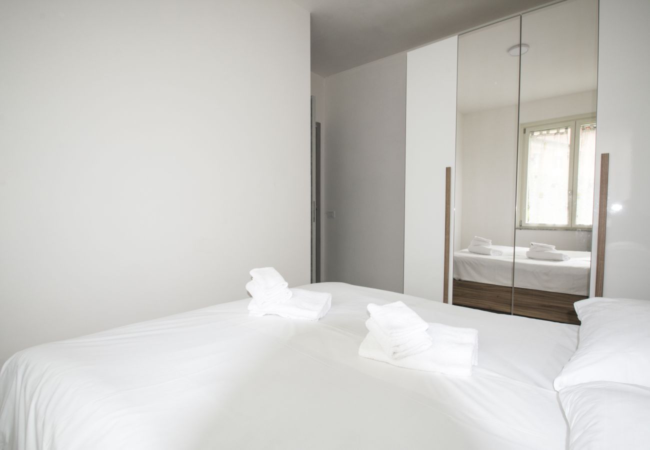 Apartment in Brezzo di Bedero - Colombo Fabio