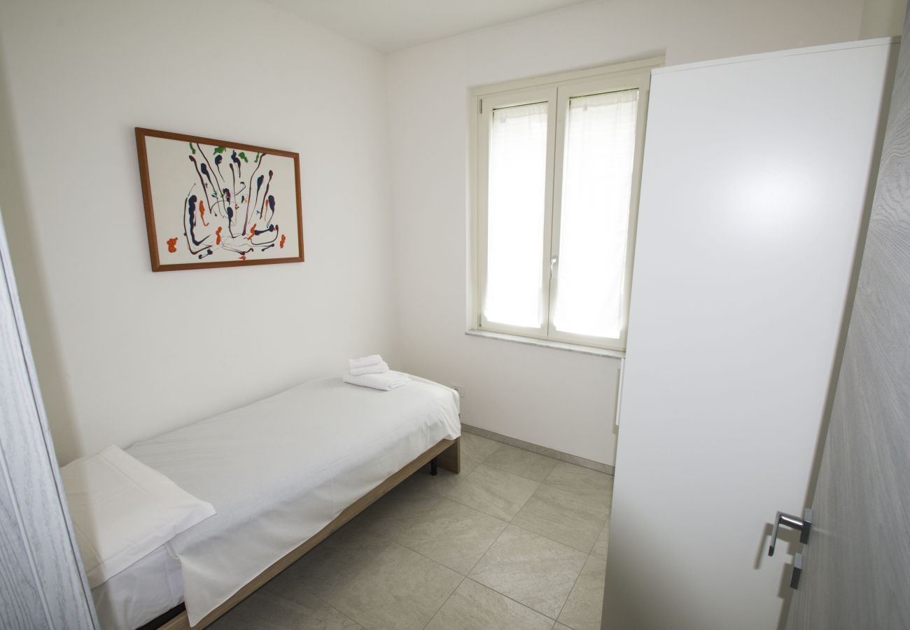 Apartment in Brezzo di Bedero - Colombo Fabio