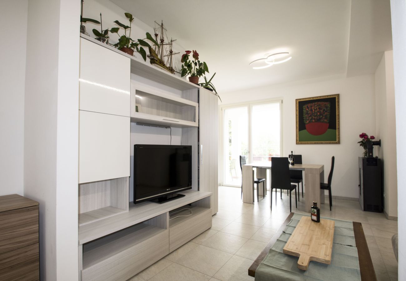 Apartment in Brezzo di Bedero - Colombo Fabio