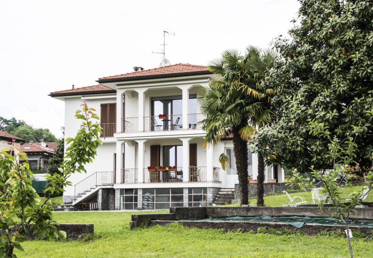Apartment in Brezzo di Bedero - Colombo Fabio