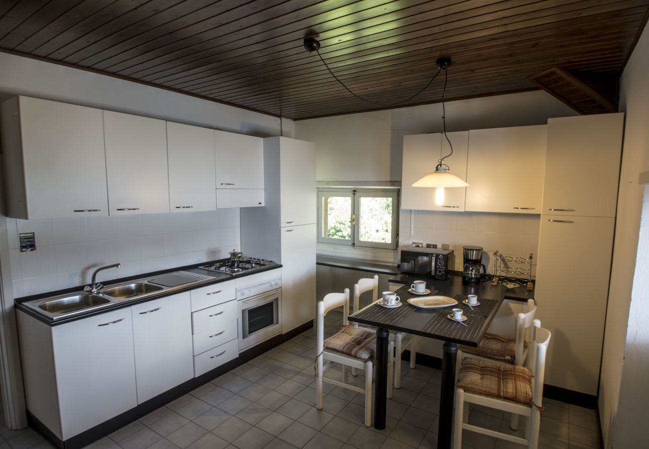 Apartment in Luino - Casa Jolanda